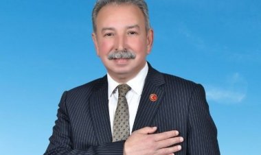 CHP SALİHLİ BELEDİYE BAŞKAN ADAYI MAZLUM NURLU'DAN TIP BAYRAMI MESAJI